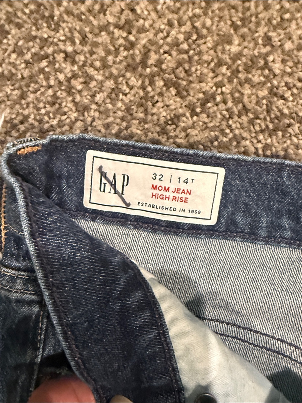 GAP Classic High-Rise Blue Women’s Jeans - Picture 2 of 10